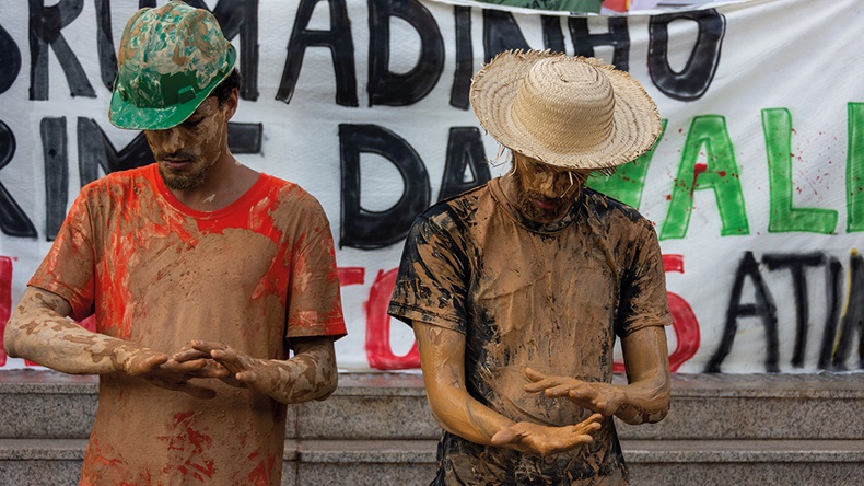 Brumhadino dam protesters (Rodrigo S Coelho/Shutterstock.com)