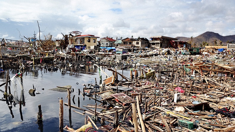 Typhoon Haiyan (2013) (ymphotos/Shutterstock.com)