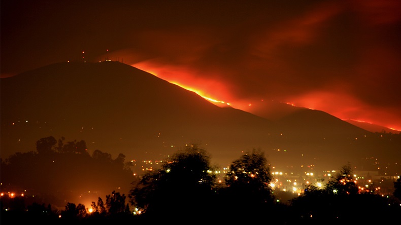 Mount San Miguel, California wildfire (2007) (Kevin Key/Shutterstock.com)