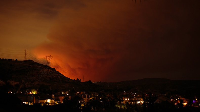 California wildfire (2017) (Aarti Kalyani/Shutterstock.com)