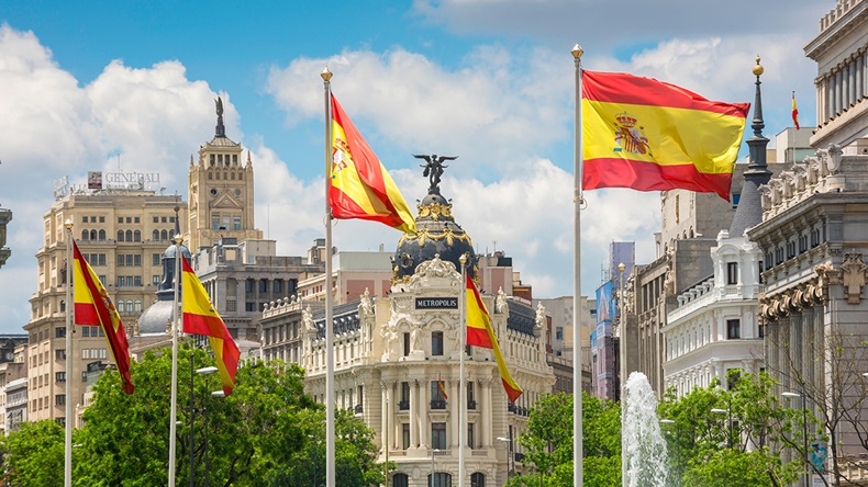Spain flag (Michael Brooks/Alamy Stock Photo)