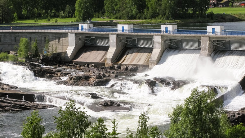 Hydroelectric plant (Tasfoto/Alamy Stock Photo)