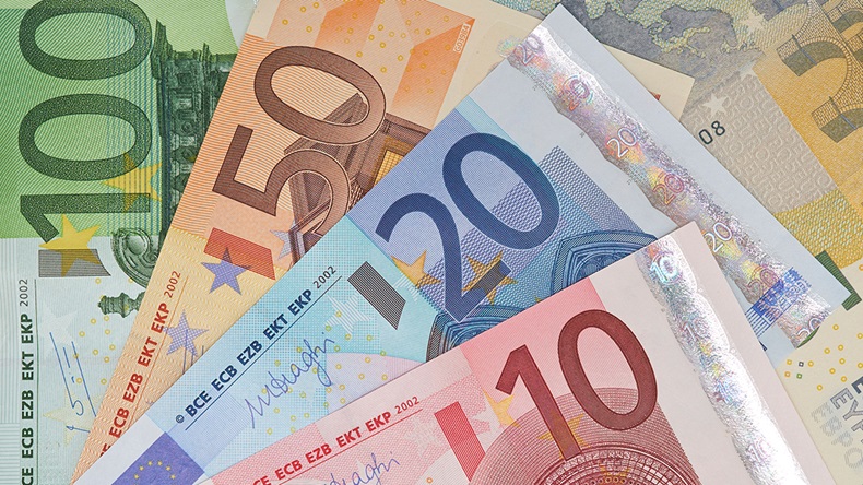 Euros (Izel Photography/Alamy Stock Photo)