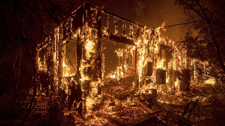 California wildfire (2017) (Noah Berger/AP)