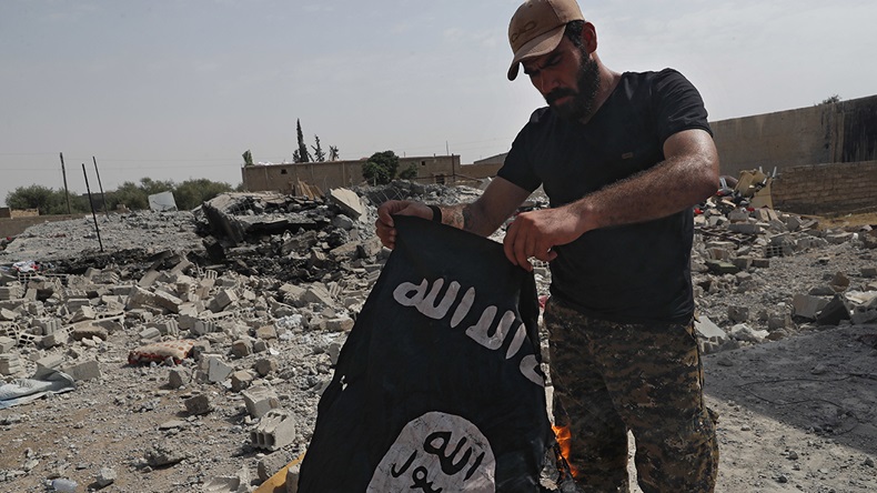Islamic State flag (2018) (Hussein Malla/AP)