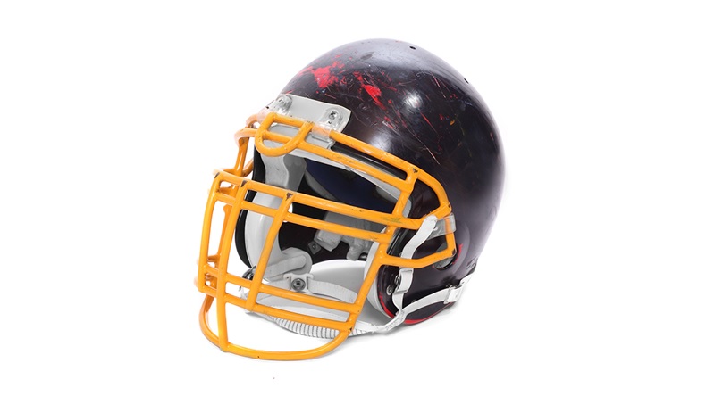 American football helmet (Kletr/Shutterstock.com)