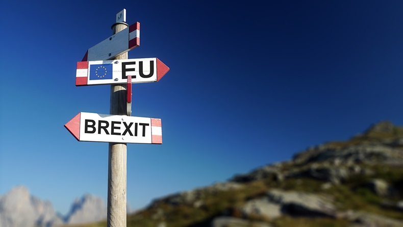 Brexit signpost (DarwelShots/Shutterstock.com)