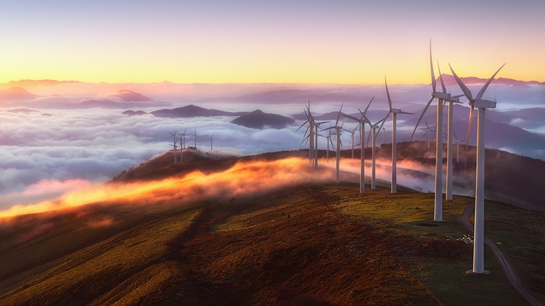 Wind turbines (Mimadeo/Shutterstock.com)