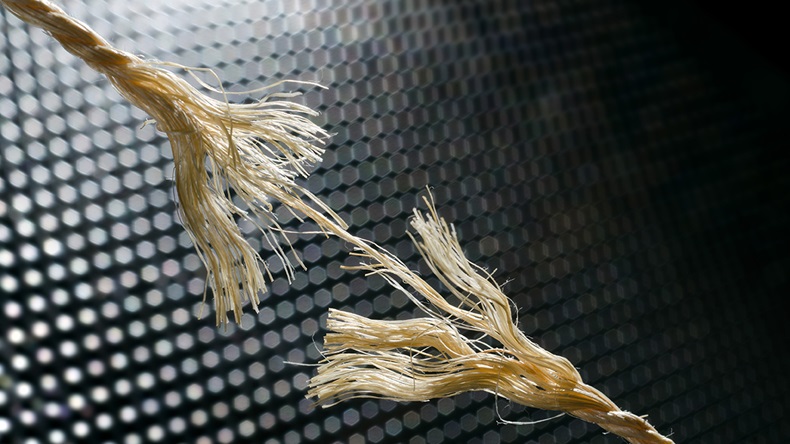 Frayed rope (villorejo/Shutterstock.com)