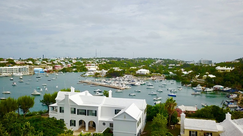 Hamilton, Bermuda (Ryan McGill/Shutterstock.com)