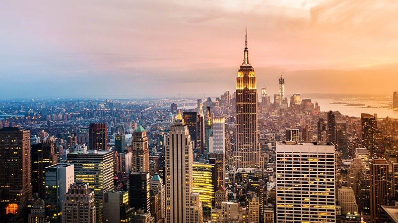 New York, NY (cocozero/Shutterstock.com)