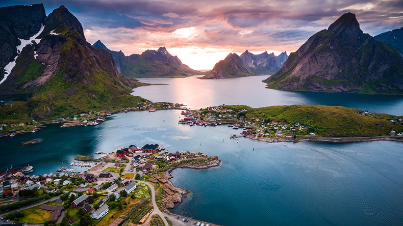 Norway fjords (Andrey Armyagov/Shutterstock.com)