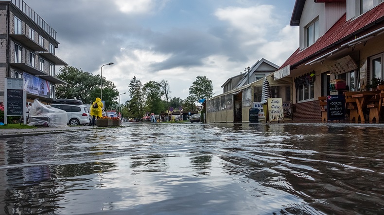 Poland flood (2017) (aaabbbccc/Shutterstock.com)