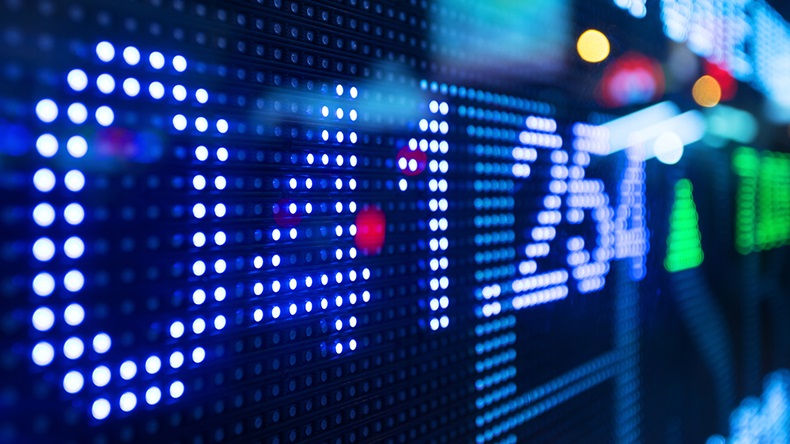 Stock market up (zhu difeng/Shutterstock.com)