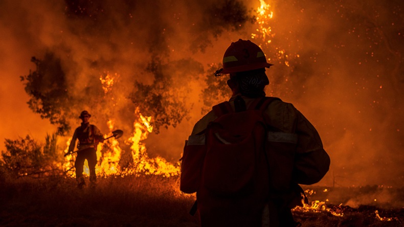 California wildfire (2020) (Stratos Brilakis/Shutterstock.com)